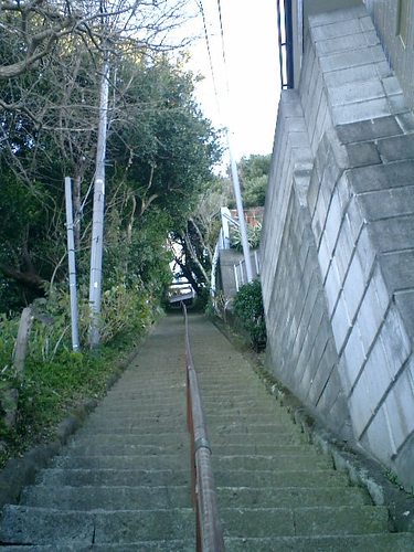 04) 神社への階段.JPG
